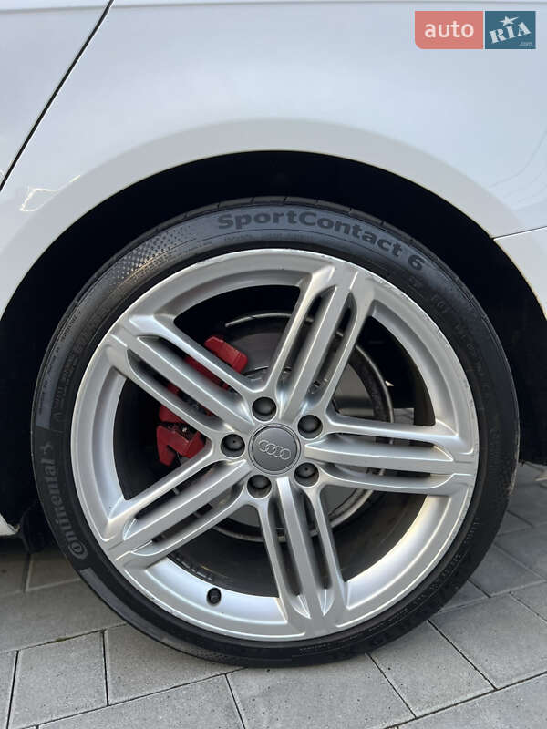 Універсал Audi A4 2010 в Луцьку