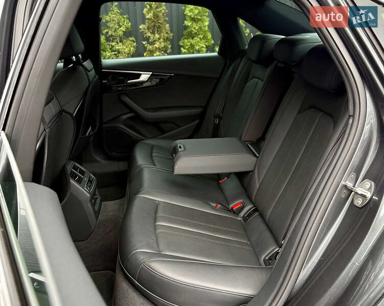 Седан Audi A4 2020 в Києві