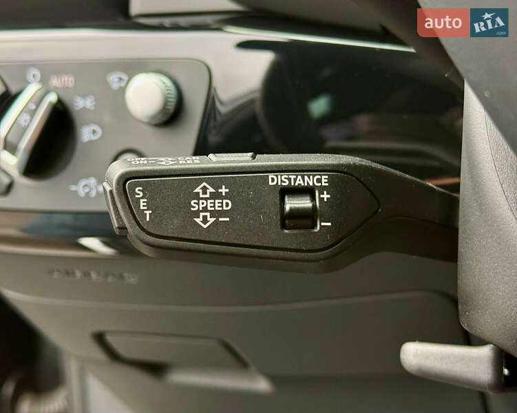 Седан Audi A4 2020 в Києві