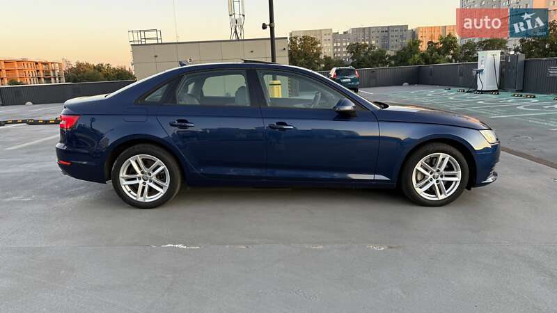 Седан Audi A4 2017 в Киеве фото 30 Седан Audi A4 2017 в Киеве