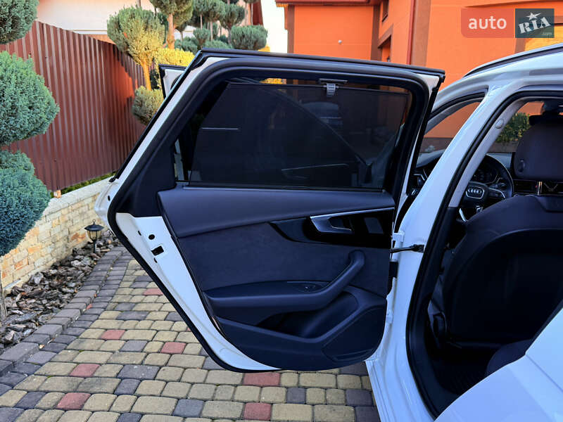 Универсал Audi A4 2022 в Мукачево