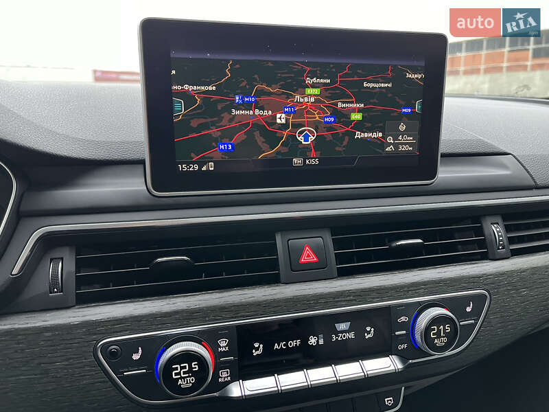 Седан Audi A4 2018 в Львові
