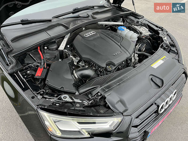 Седан Audi A4 2018 в Львові
