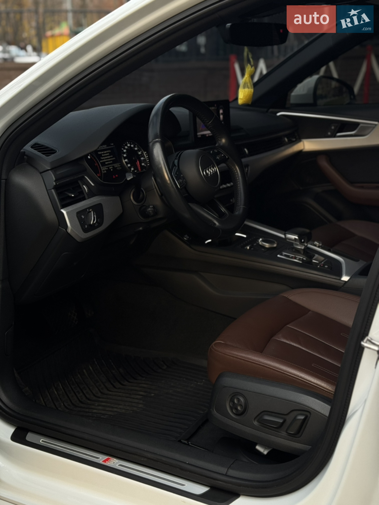 2017 Audi A4 - мініатюра 18