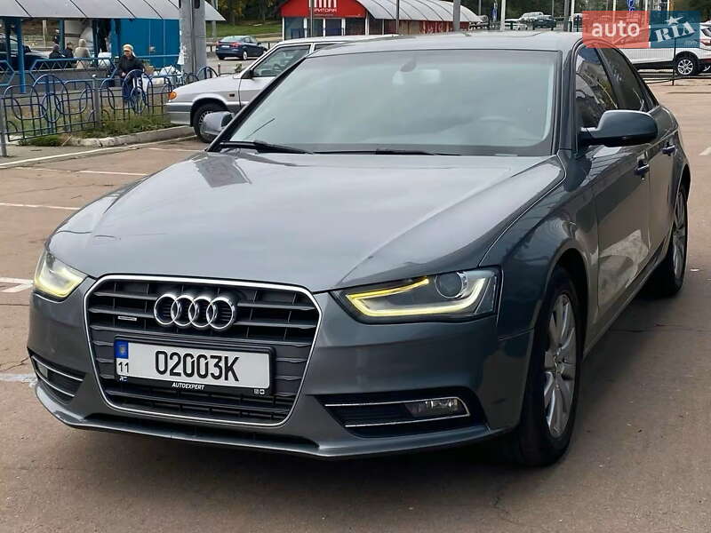 Седан Audi A4 2013 в Києві