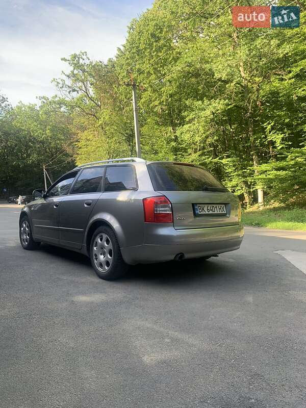 Універсал Audi A4 2004 в Ужгороді