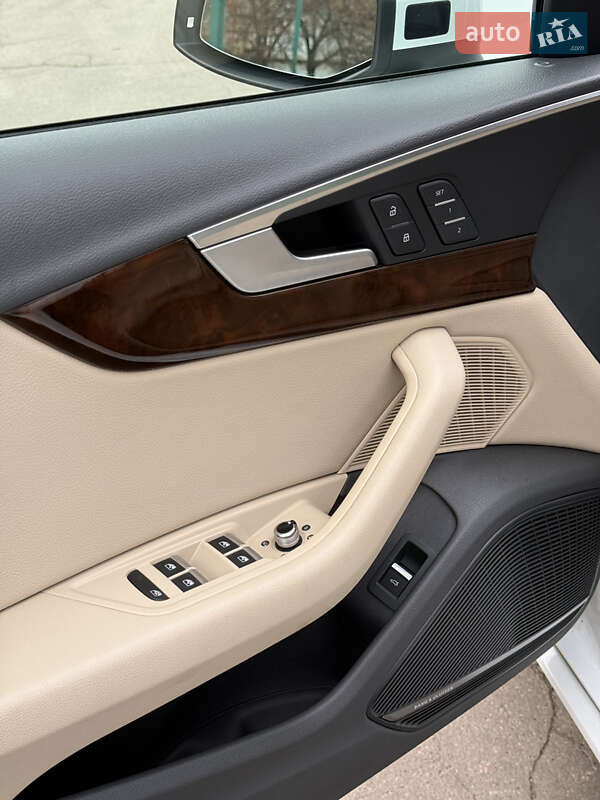 Седан Audi A4 2018 в Києві