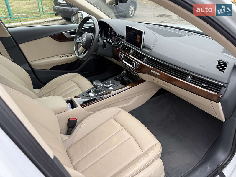 Седан Audi A4 2018 в Києві