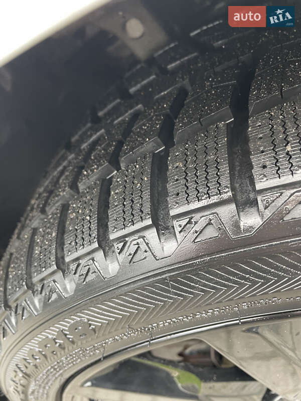 Седан Audi A4 2017 в Львове