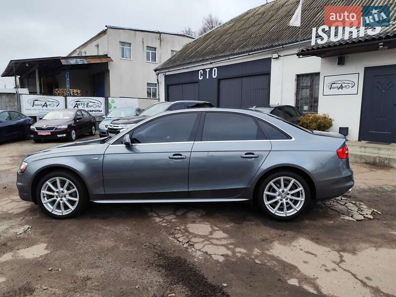 Седан Audi A4 2015 в Чернігові