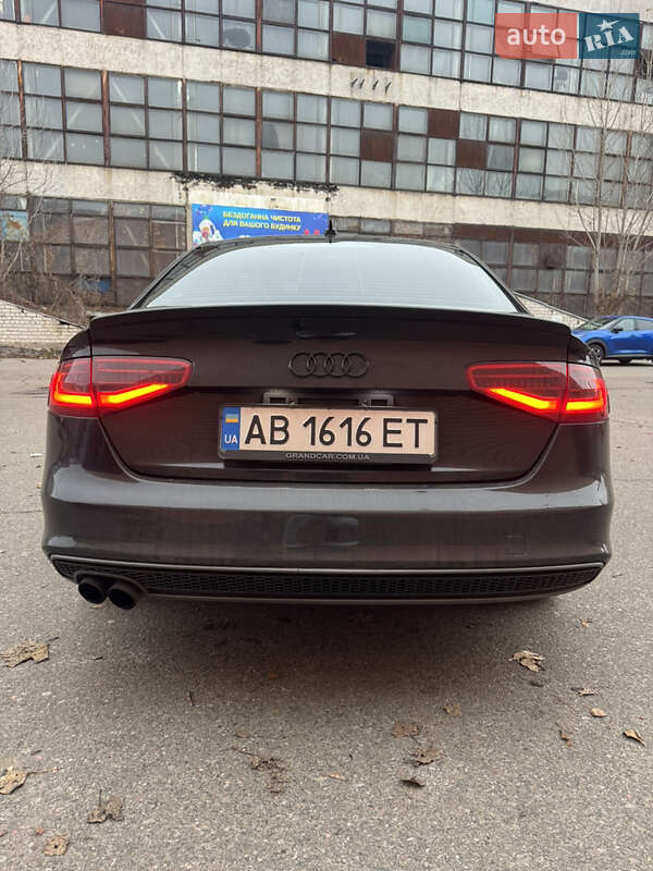 Седан Audi A4 2014 в Києві фото 4 Седан Audi A4 2014 в Києві