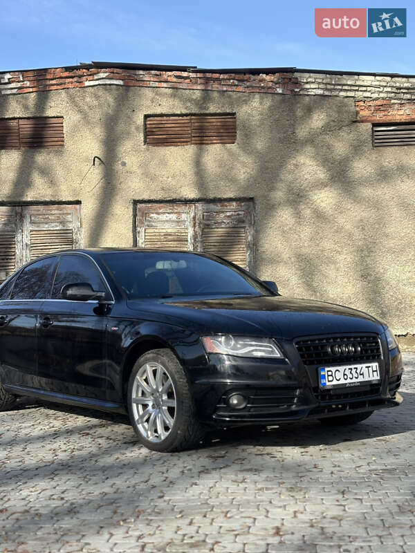 Седан Audi A4 2012 в Івано-Франково