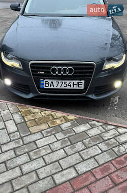 Седан Audi A4 2010 в Кропивницком