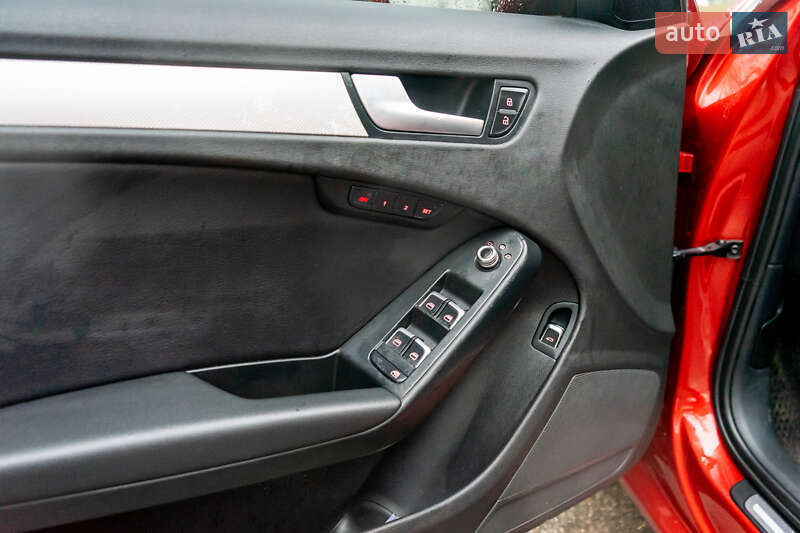 Седан Audi A4 2012 в Києві фото 12 Седан Audi A4 2012 в Києві