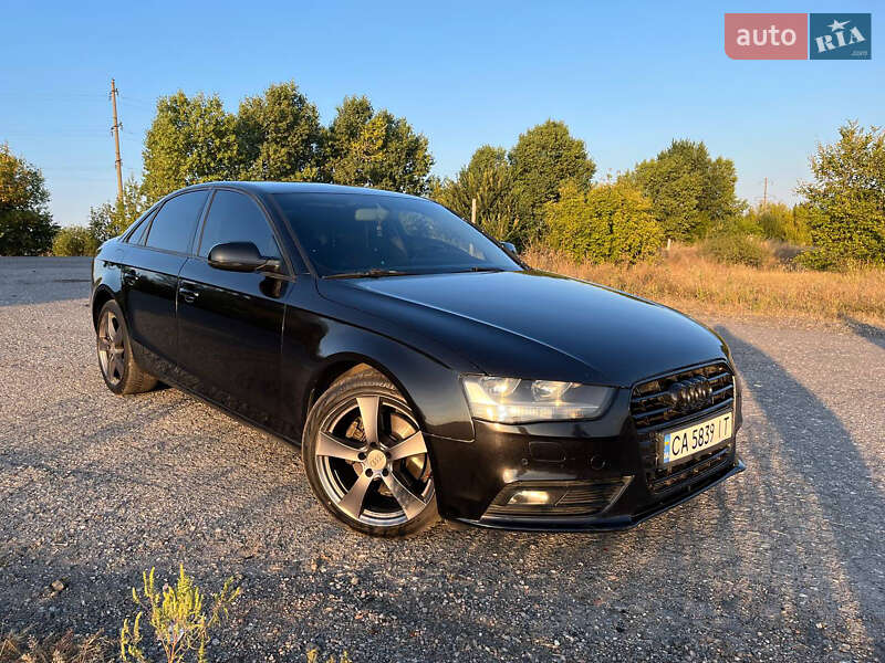 Седан Audi A4 2012 в Смеле