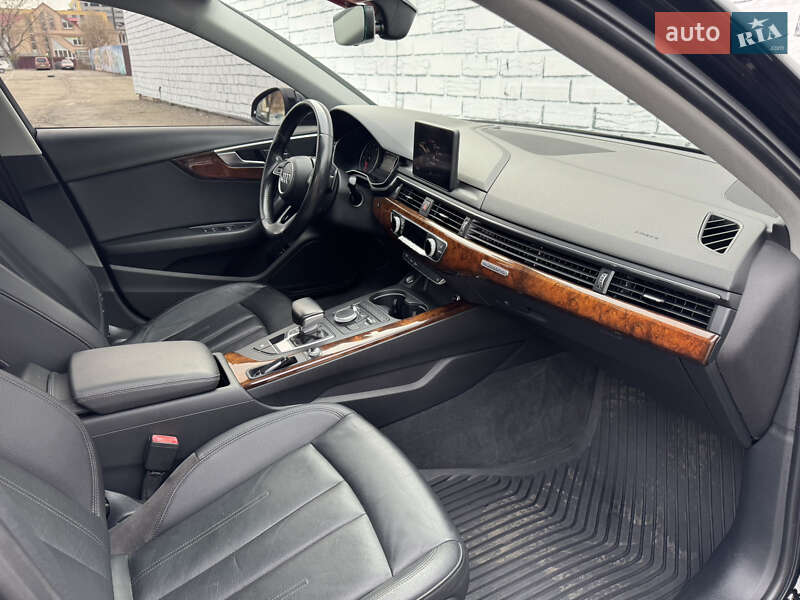 Седан Audi A4 2016 в Києві