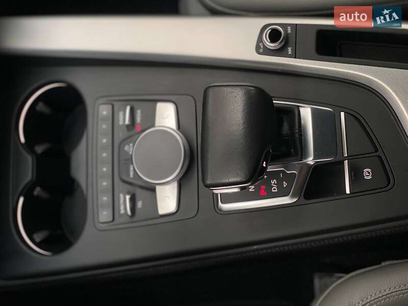 Универсал Audi A4 2018 в Киеве