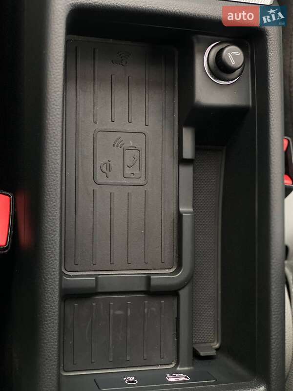 Универсал Audi A4 2018 в Киеве