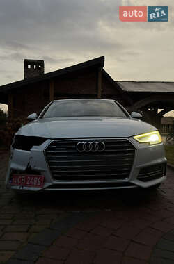 Седан Audi A4 2016 в Львові