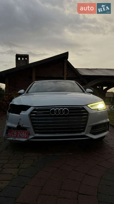 Седан Audi A4 2016 в Львові