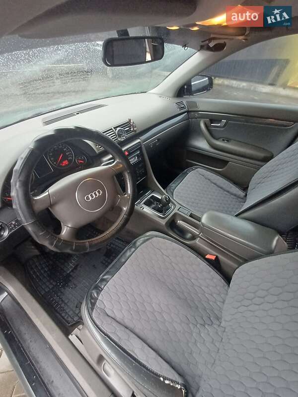 Седан Audi A4 2002 в Полонному фото 18 Седан Audi A4 2002 в Полонному