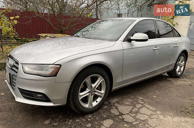 Седан Audi A4 2013 в Коростені