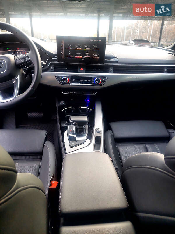 Седан Audi A4 2022 в Киеве фото 9 Седан Audi A4 2022 в Киеве