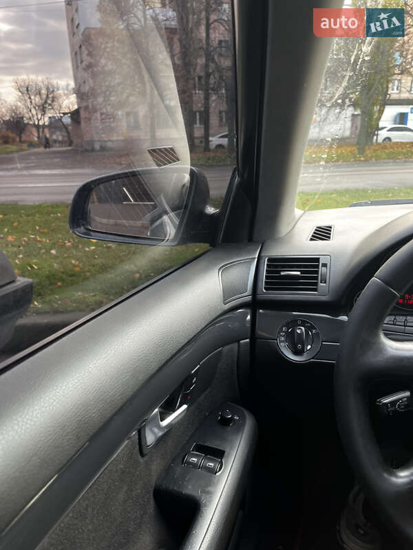Универсал Audi A4 2004 в Черкассах фото 5 Универсал Audi A4 2004 в Черкассах
