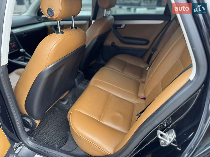 Седан Audi A4 2005 в Звягеле