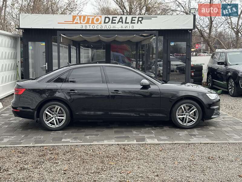 Седан Audi A4 2017 в Києві