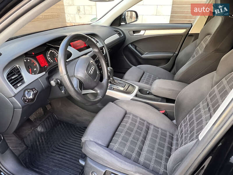 Універсал Audi A4 2010 в Луцьку