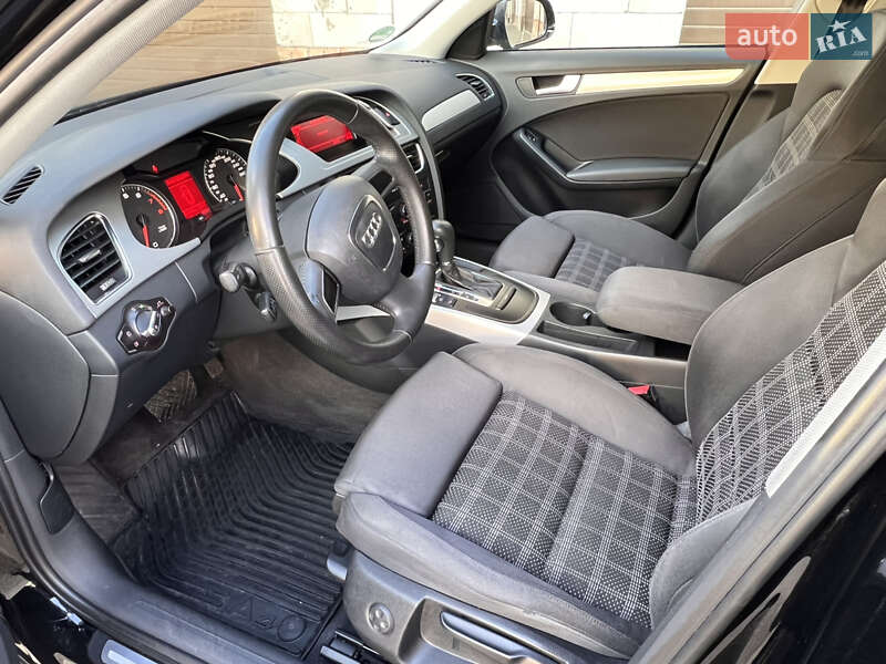 Універсал Audi A4 2010 в Луцьку