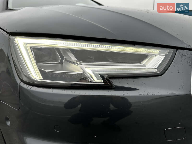 Седан Audi A4 2016 в Львове