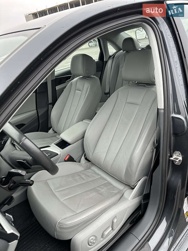 Седан Audi A4 2016 в Львове
