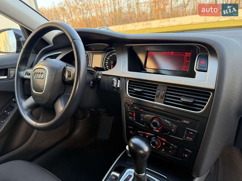 Універсал Audi A4 2010 в Луцьку