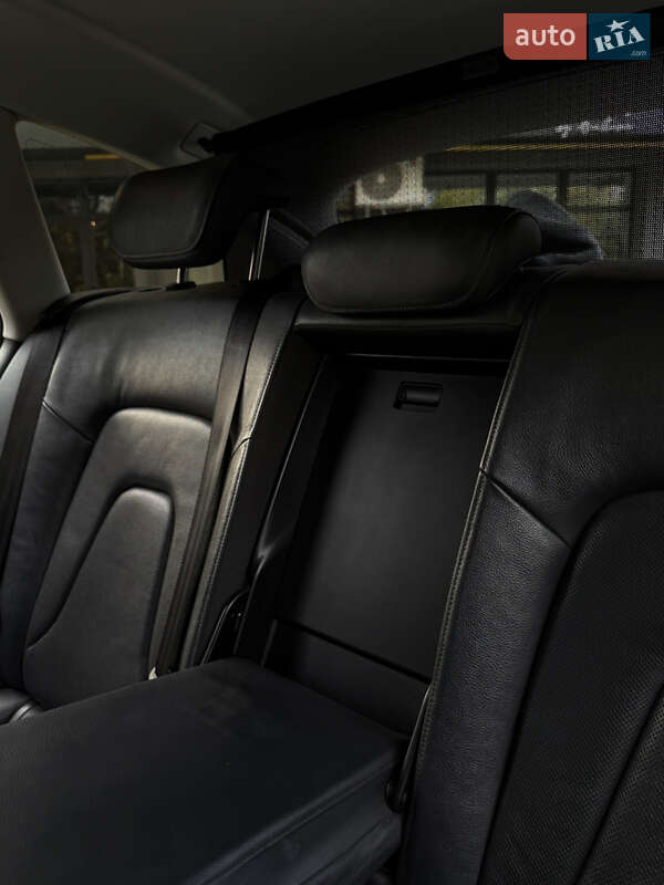 Универсал Audi A4 2012 в Новояворовске