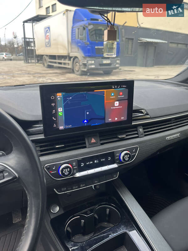Седан Audi A4 2021 в Ивано-Франковске