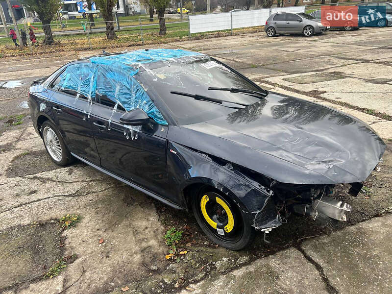 Седан Audi A4 2018 в Харкові