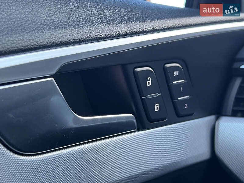 Седан Audi A4 2016 в Дрогобичі фото 59 Седан Audi A4 2016 в Дрогобичі