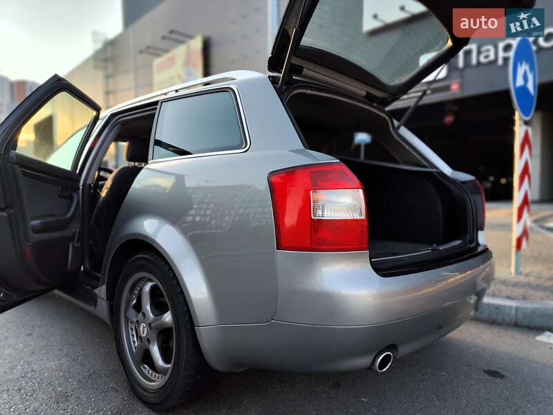 Універсал Audi A4 2004 в Києві