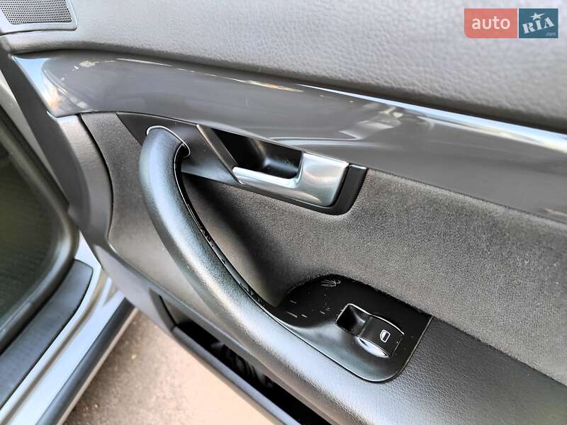 Універсал Audi A4 2004 в Києві