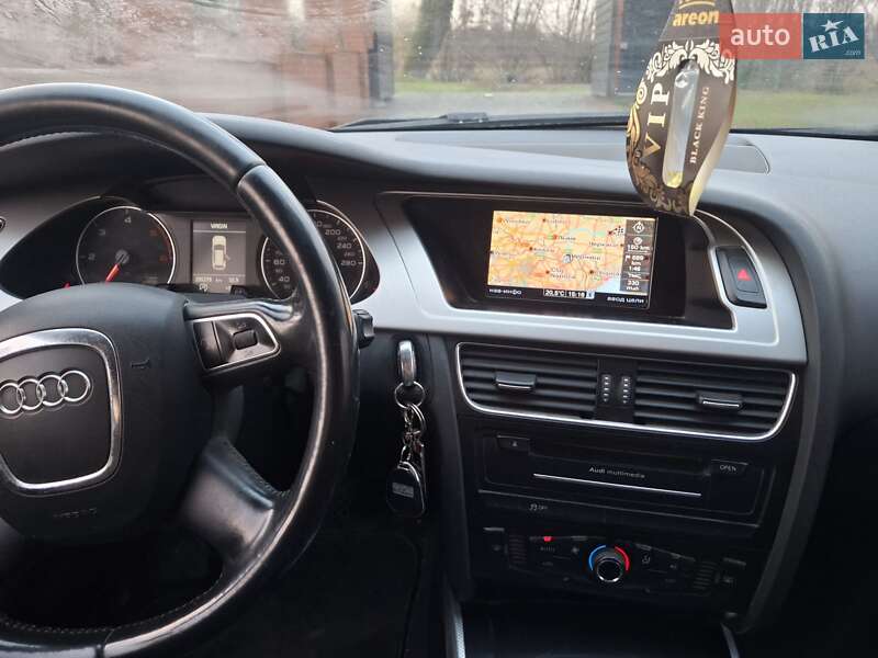 Универсал Audi A4 2011 в Черновцах