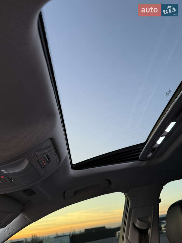 Седан Audi A4 2010 в Чернівцях