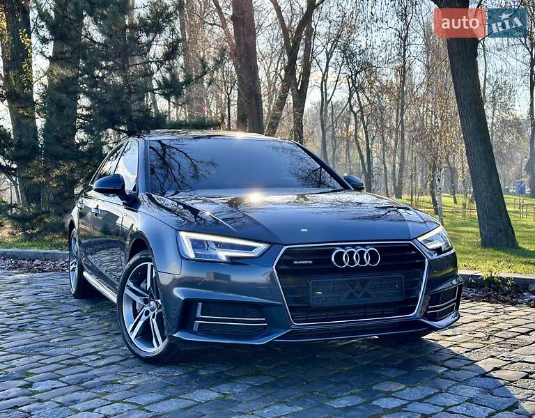Седан Audi A4 2018 в Киеве