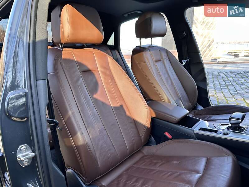 Седан Audi A4 2018 в Киеве