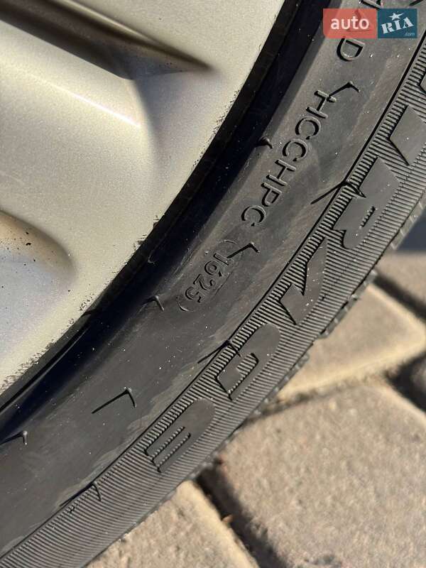 Универсал Audi A4 2012 в Березному