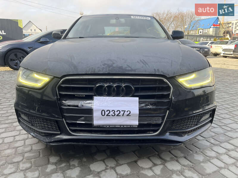Седан Audi A4 2015 в Львові
