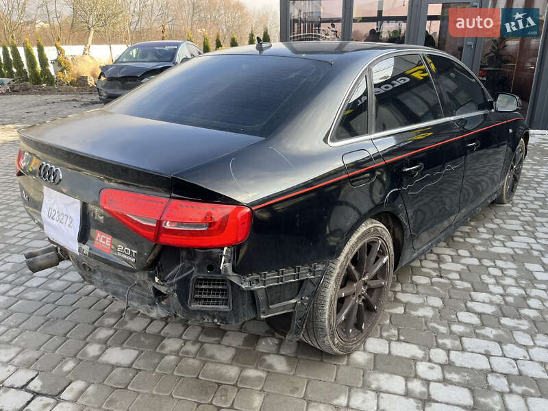 Седан Audi A4 2015 в Львові