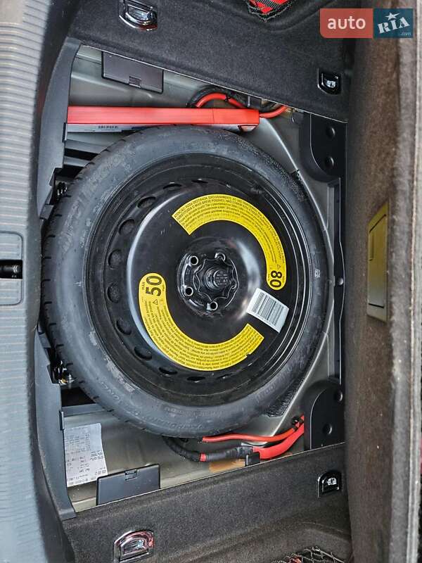 Седан Audi A4 2018 в Киеве