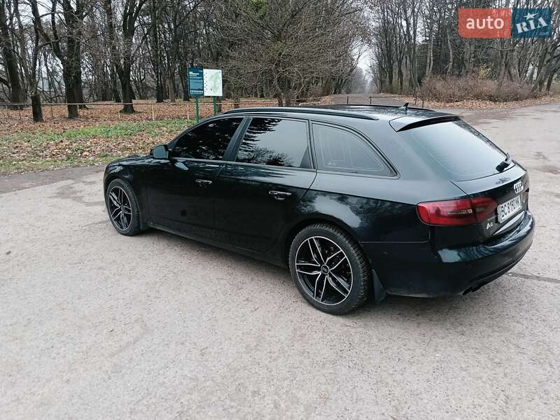 Универсал Audi A4 2012 в Львове